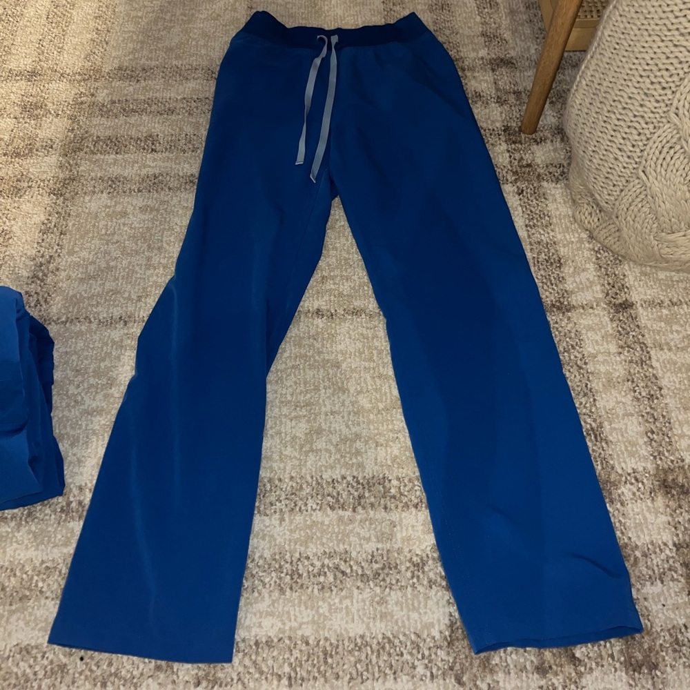 FIGS Scrub Pants